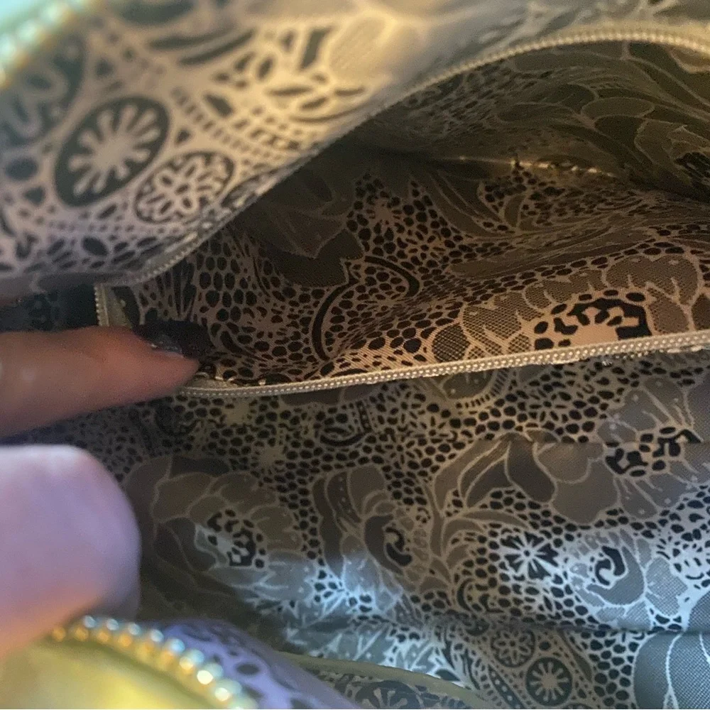 Charming Charlie Handbag Mint Green - Picture 7 of 9